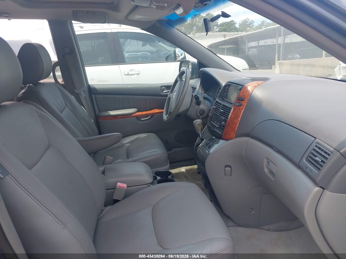 2010 TOYOTA SIENNA XLE — снимка 5