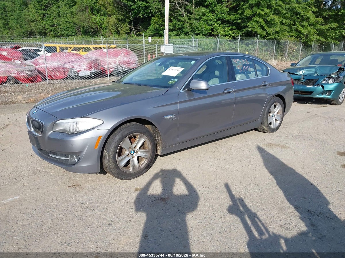 2012 BMW 528I XDRIVE — снимка 2