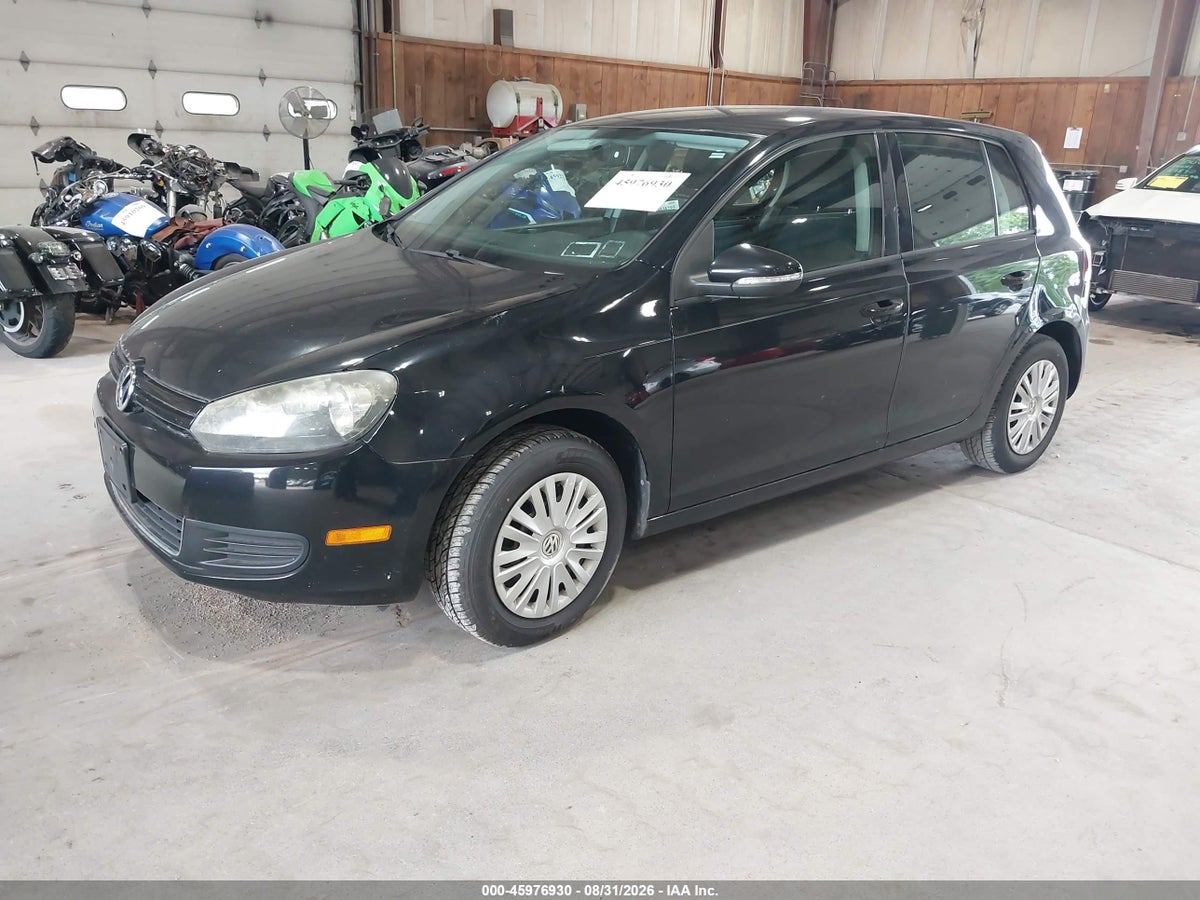 2013 VOLKSWAGEN GOLF 2.5L 4-DOOR — снимка 2