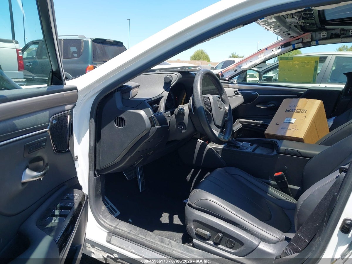 2023 LEXUS ES 300H F SPORT HANDLING — снимка 5
