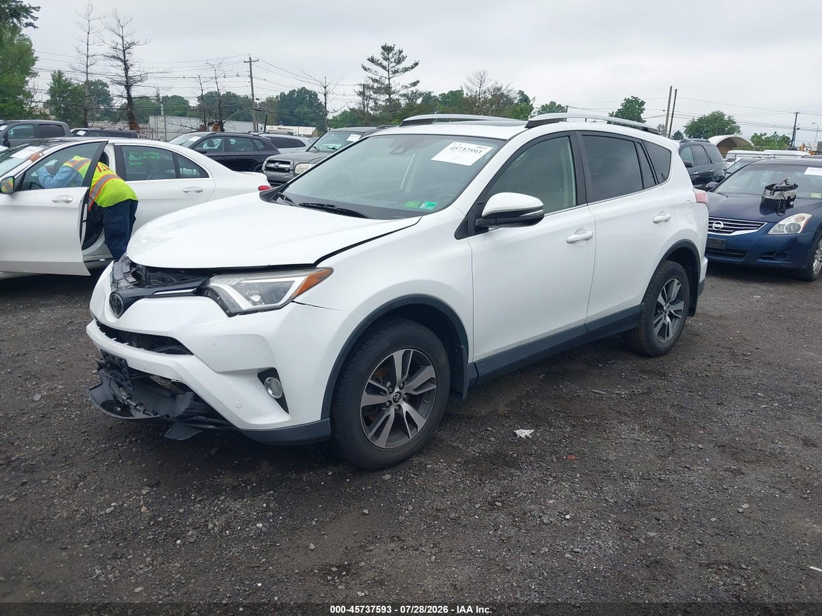 2016 TOYOTA RAV4 XLE — снимка 2