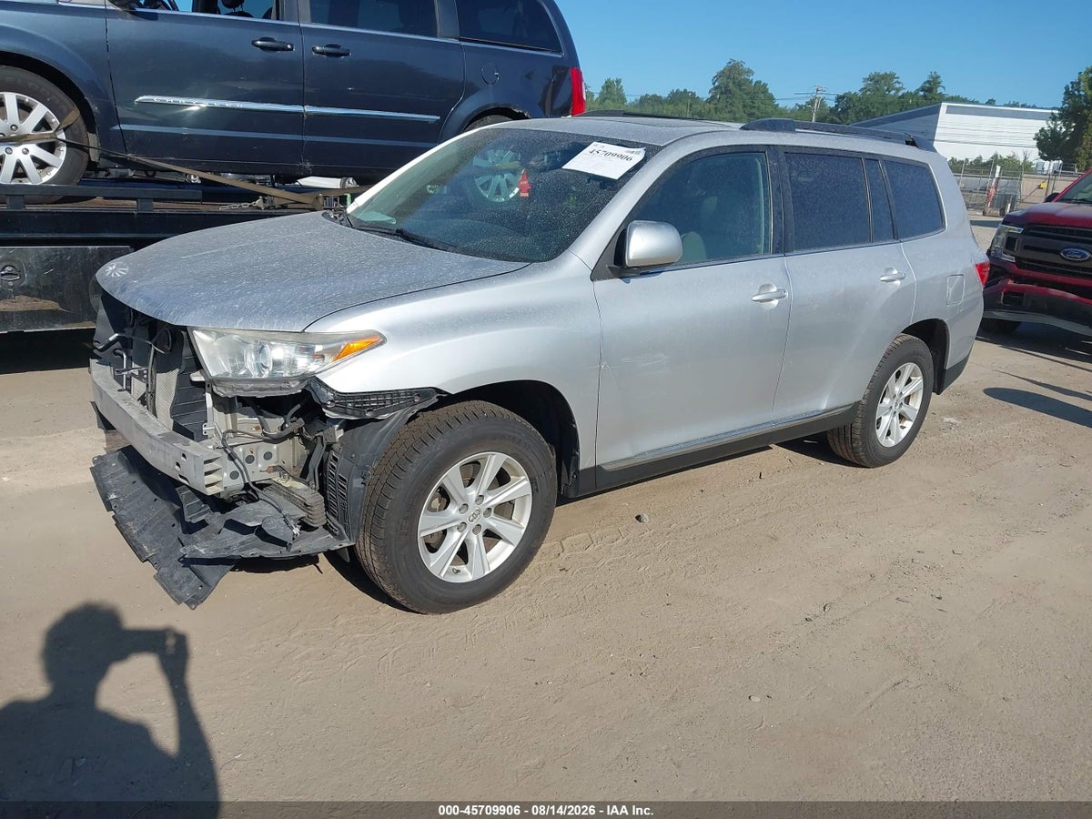 2013 TOYOTA HIGHLANDER SE V6 — снимка 2