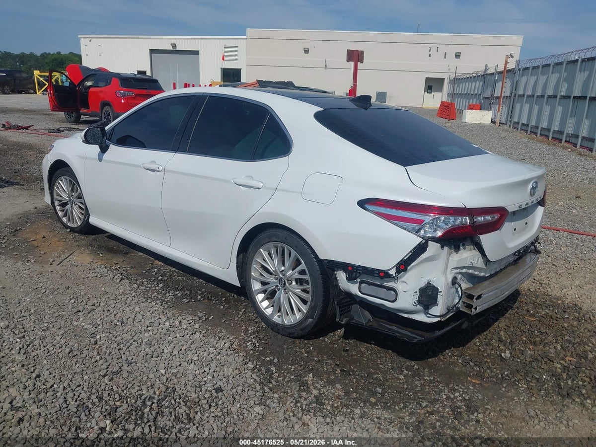 2019 TOYOTA CAMRY XLE — снимка 3
