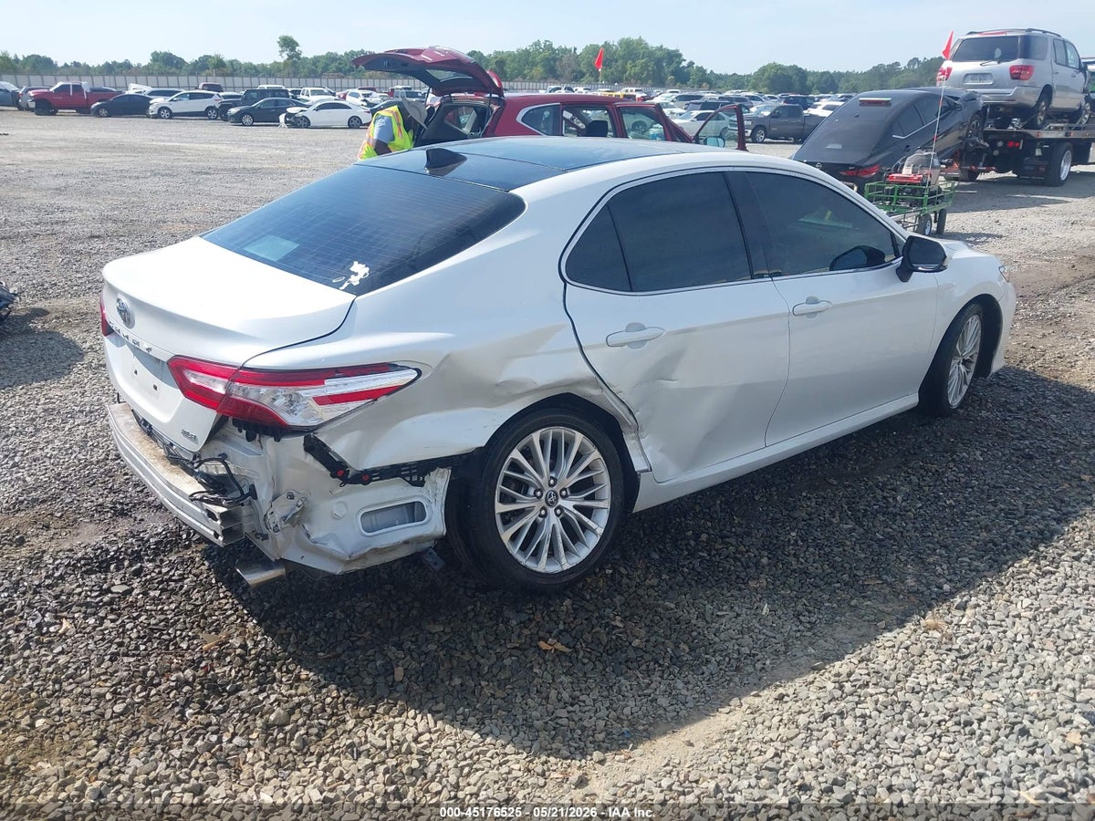 2019 TOYOTA CAMRY XLE — снимка 4