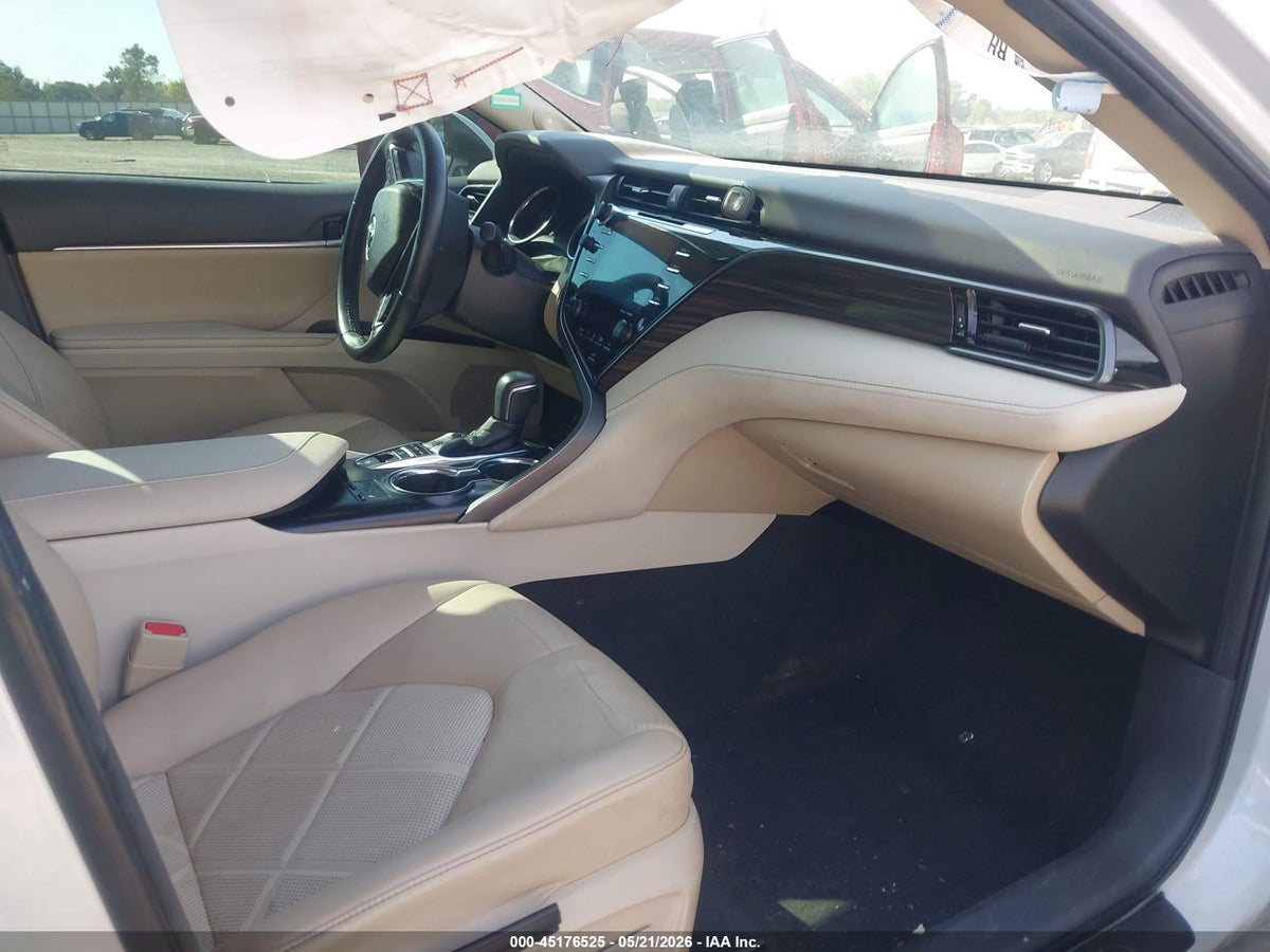 2019 TOYOTA CAMRY XLE — снимка 5
