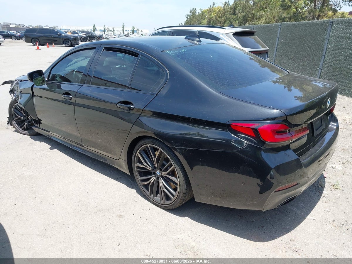 2021 BMW 540I — снимка 3