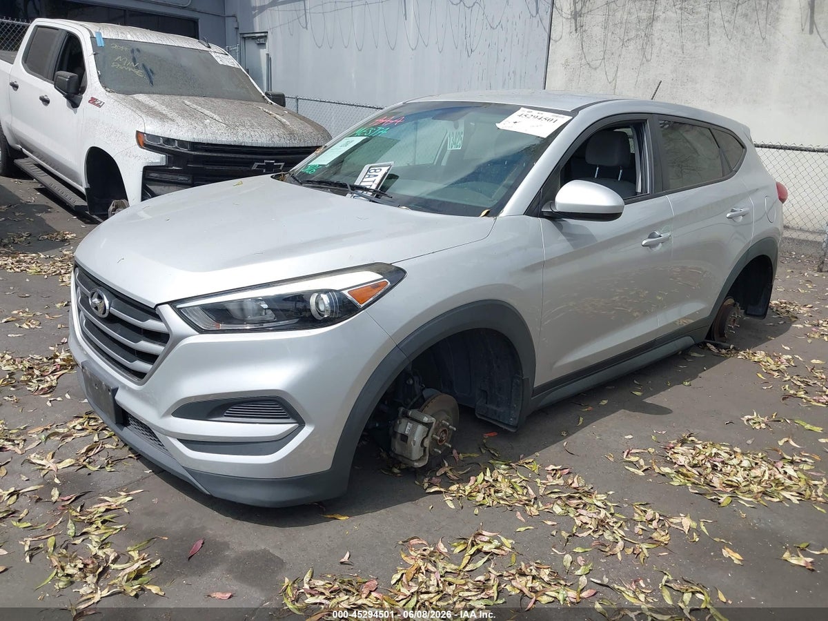 2017 HYUNDAI TUCSON SE — снимка 2
