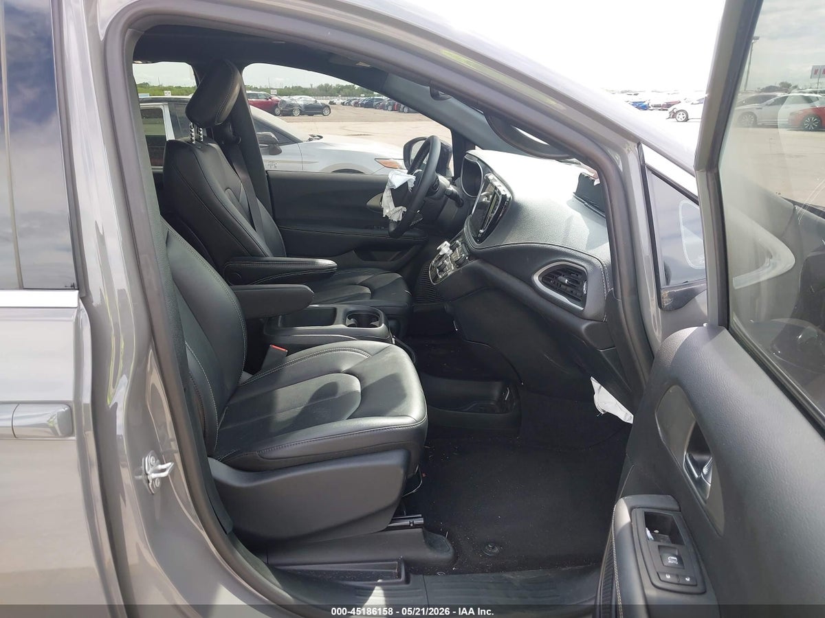 2025 CHRYSLER PACIFICA SELECT — снимка 5