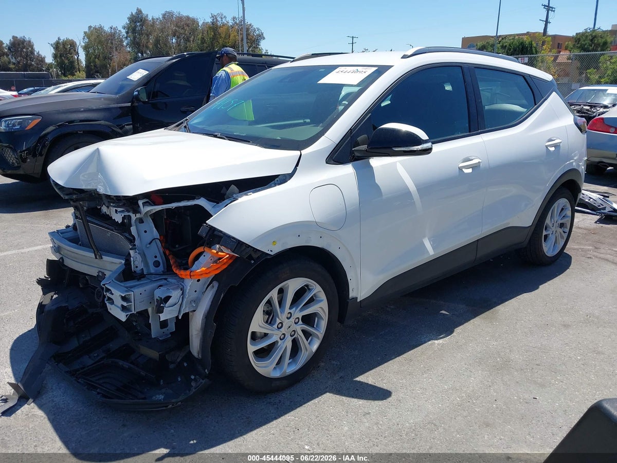2022 CHEVROLET BOLT EUV FWD LT — снимка 2