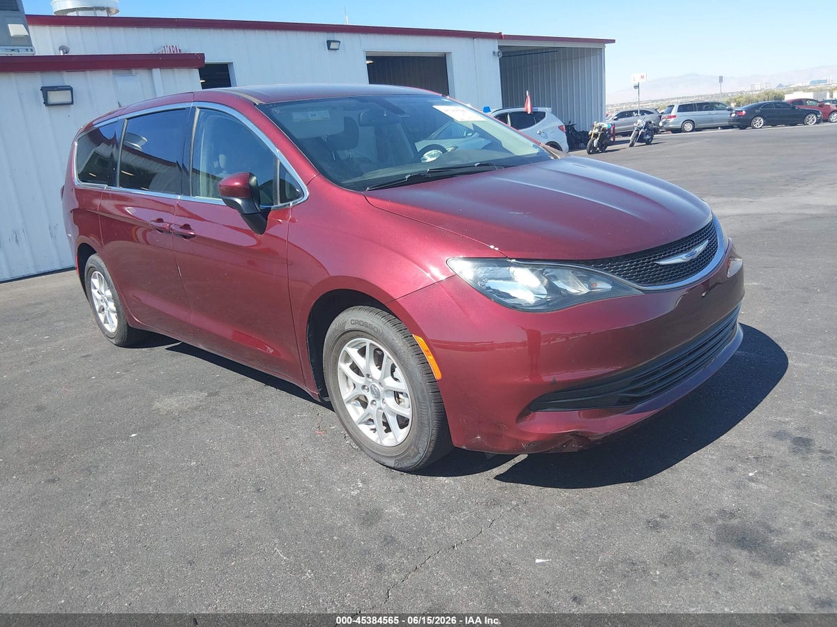 2020 CHRYSLER VOYAGER LX