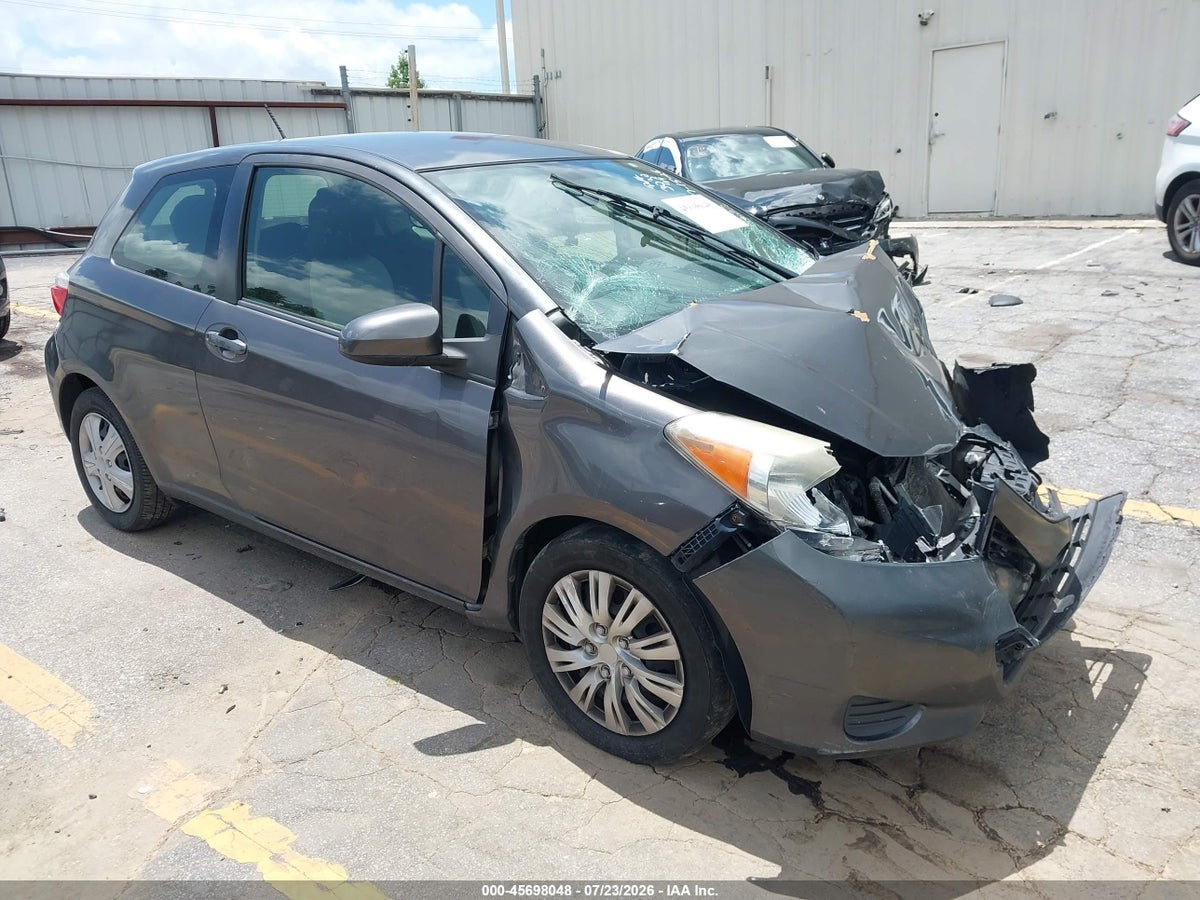 2013 TOYOTA YARIS L