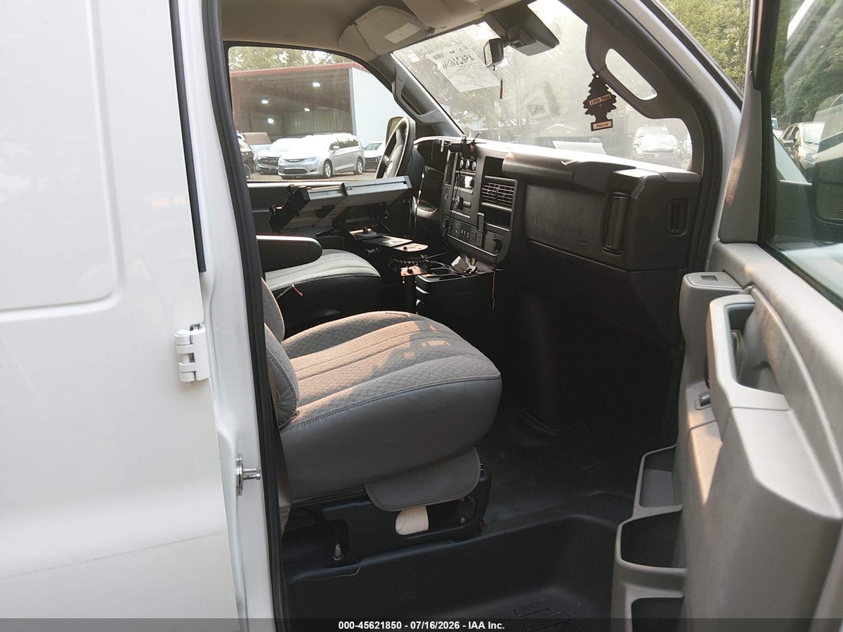 2024 GMC SAVANA CARGO RWD 2500 REGULAR WHEELBASE WORK VAN — снимка 5