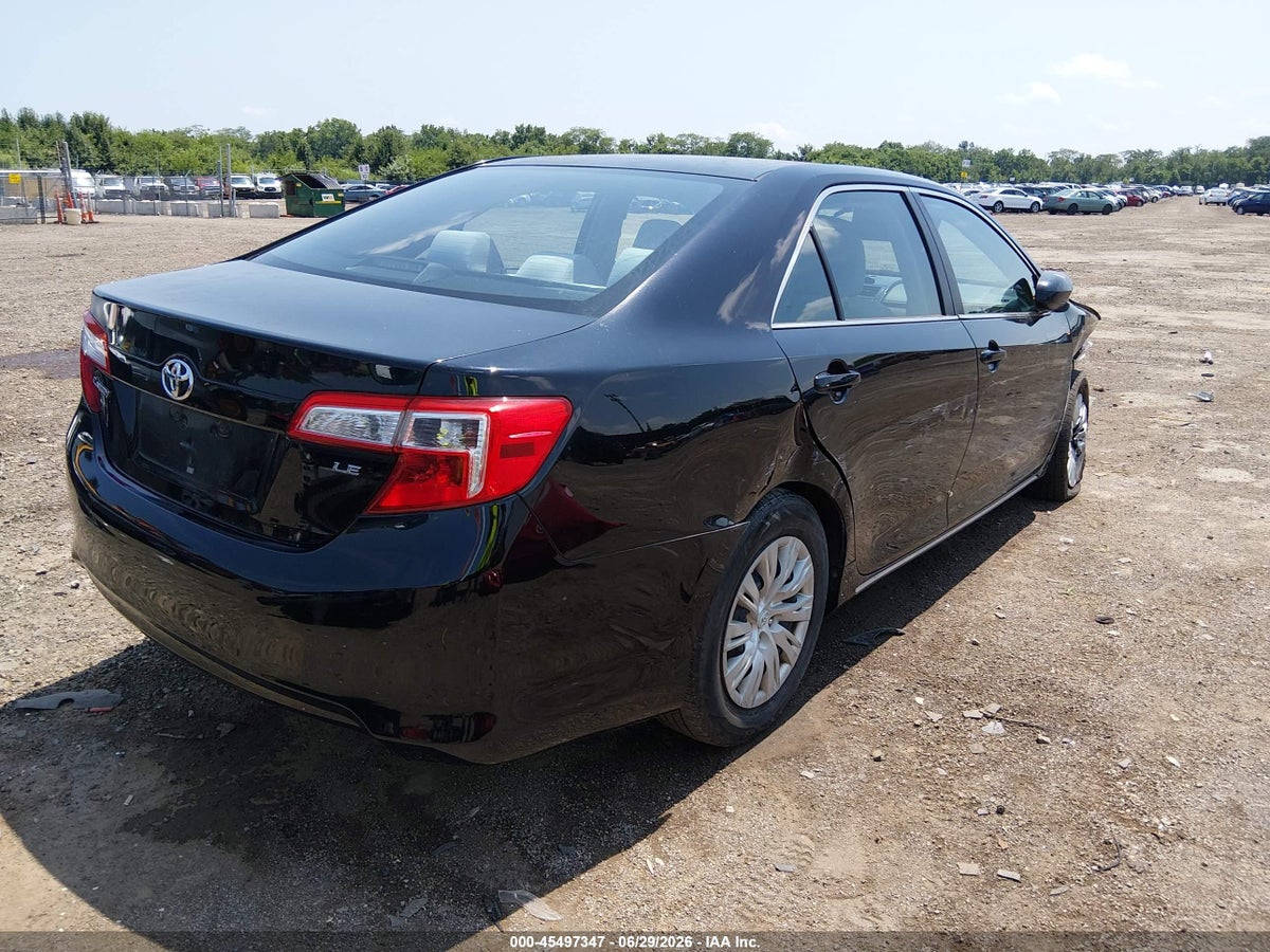 2013 TOYOTA CAMRY LE — снимка 4