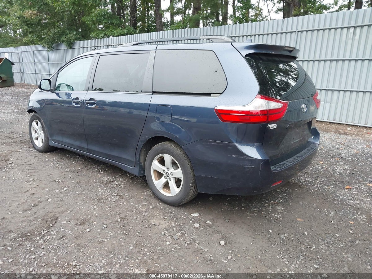 2019 TOYOTA SIENNA LE 8 PASSENGER — снимка 3