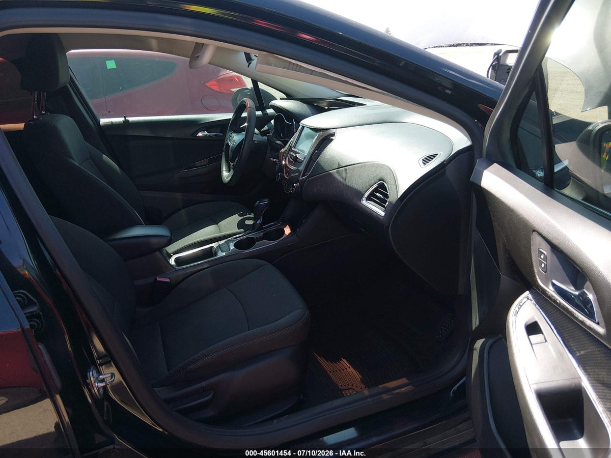 2017 CHEVROLET CRUZE LT AUTO — снимка 5