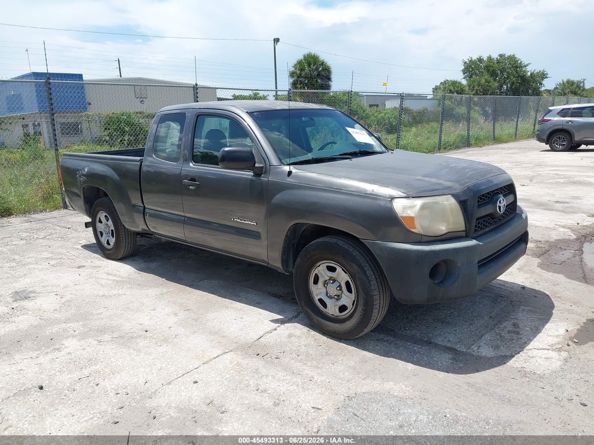 2011 TOYOTA TACOMA