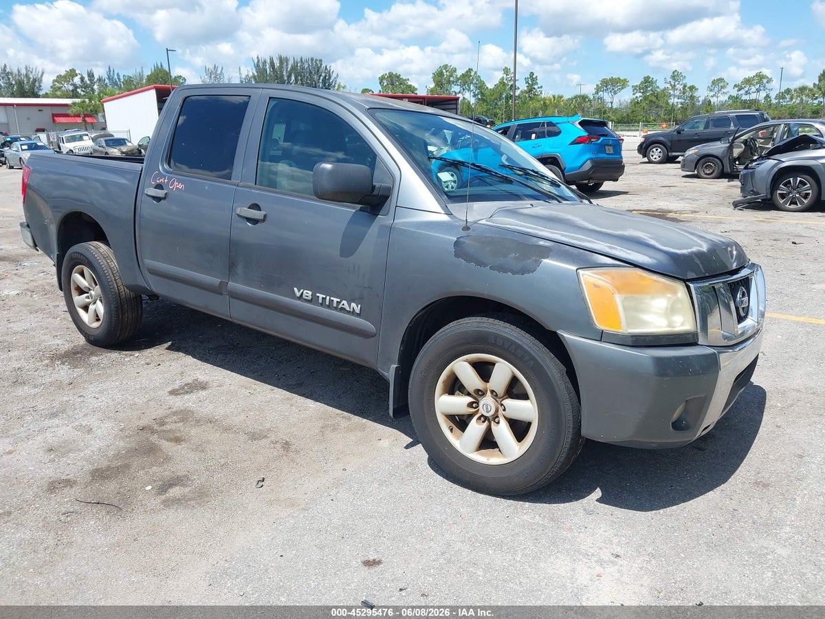 2012 NISSAN TITAN SV