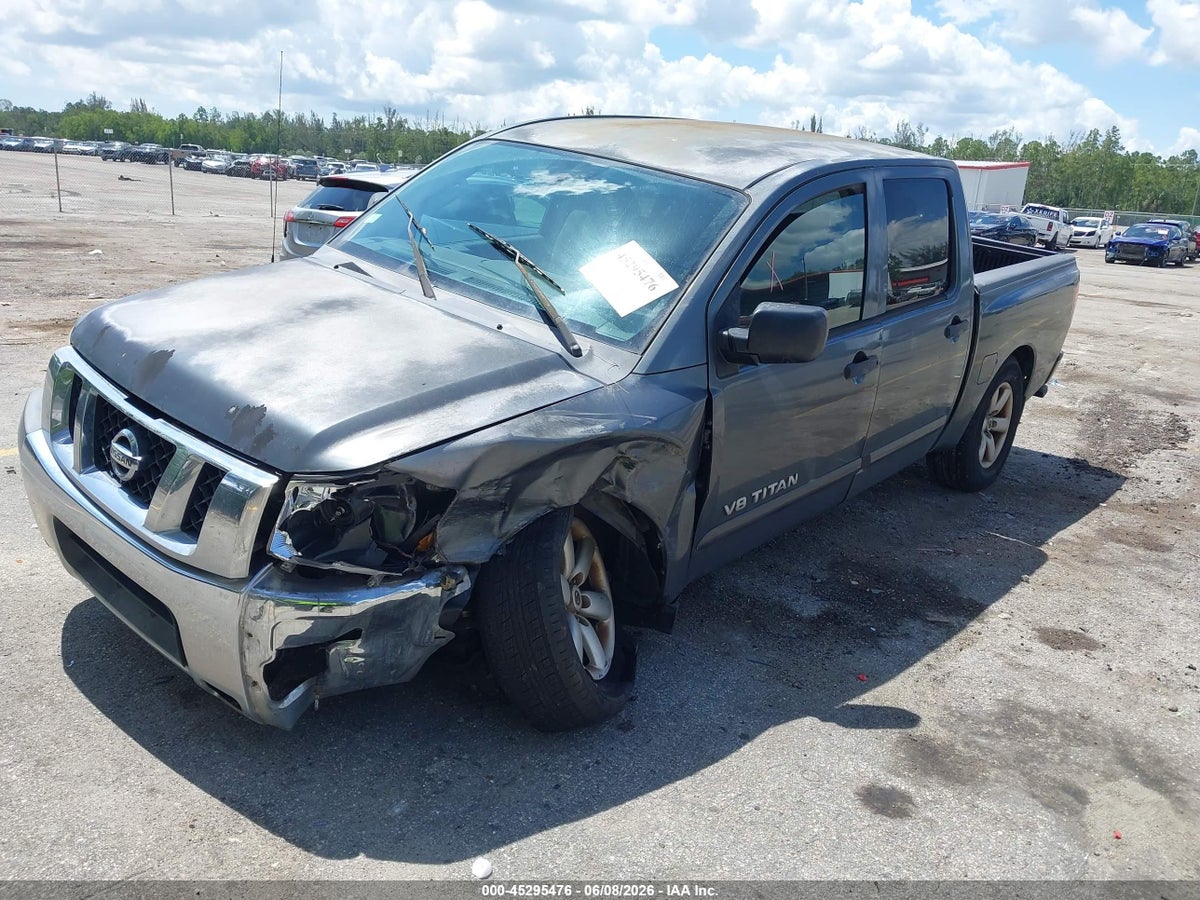 2012 NISSAN TITAN SV — снимка 2