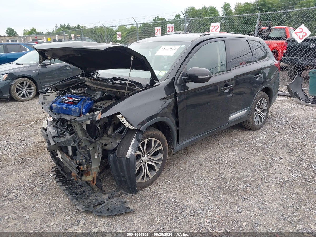 2017 MITSUBISHI OUTLANDER SE/SEL — снимка 2