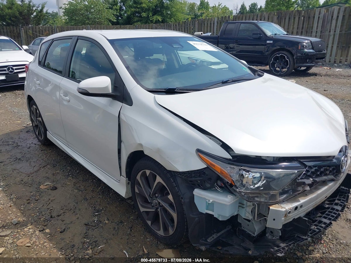 2017 TOYOTA COROLLA IM