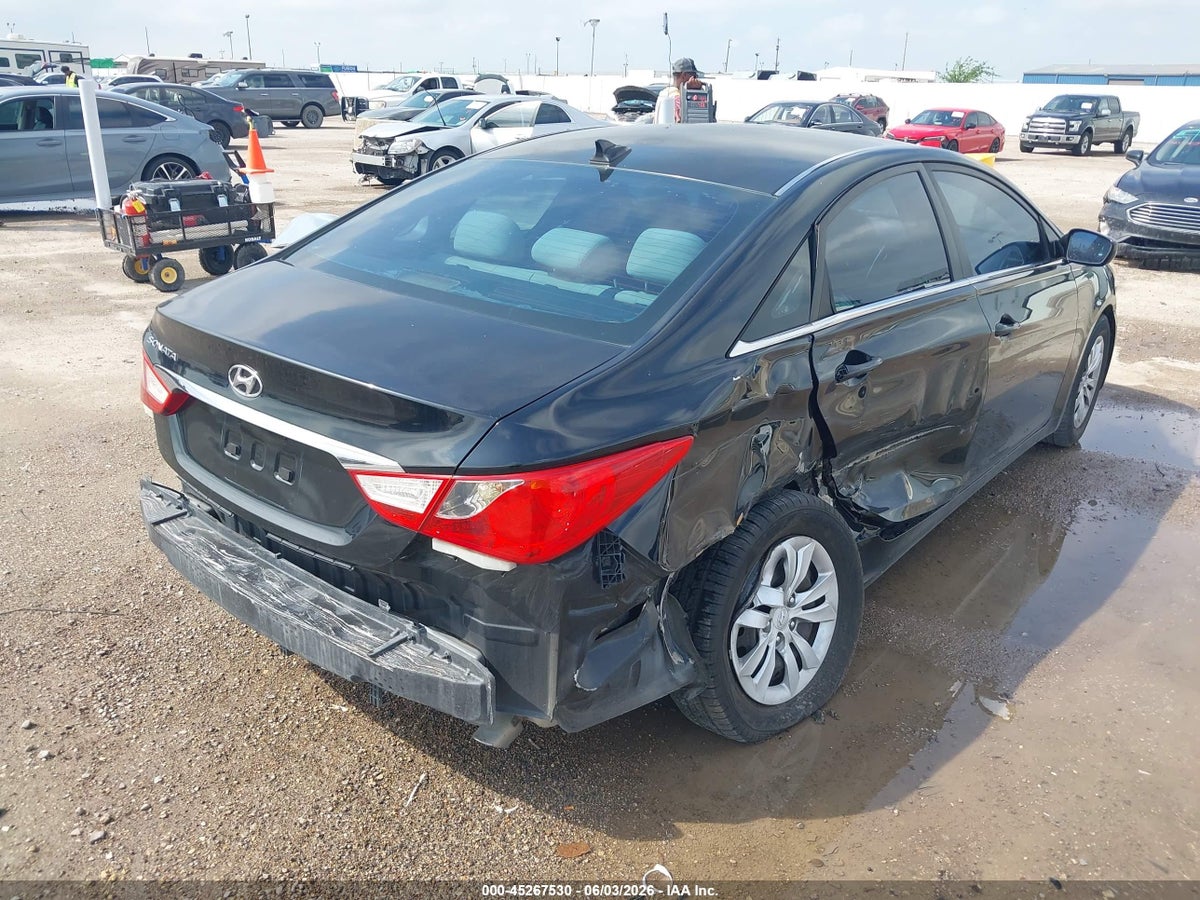 2013 HYUNDAI SONATA GLS — снимка 4