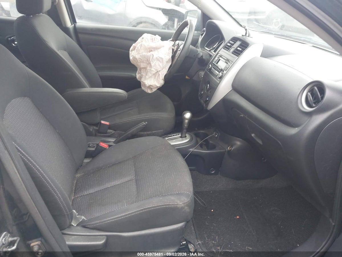 2017 NISSAN VERSA 1.6 SV — снимка 5
