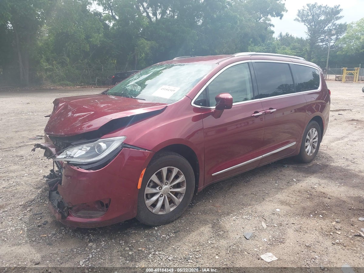 2019 CHRYSLER PACIFICA TOURING L — снимка 2