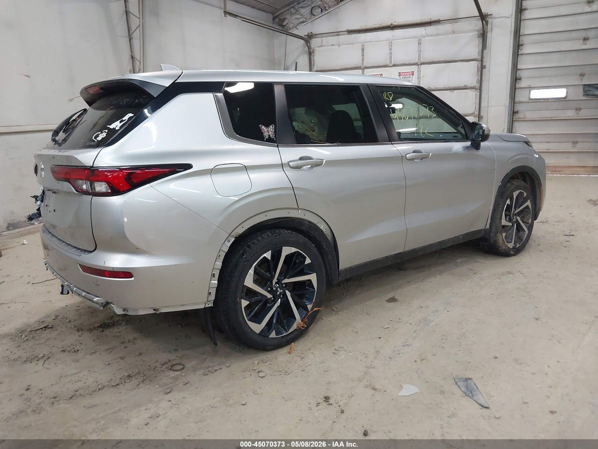 2022 MITSUBISHI OUTLANDER ES 2.5 S-AWC — снимка 4