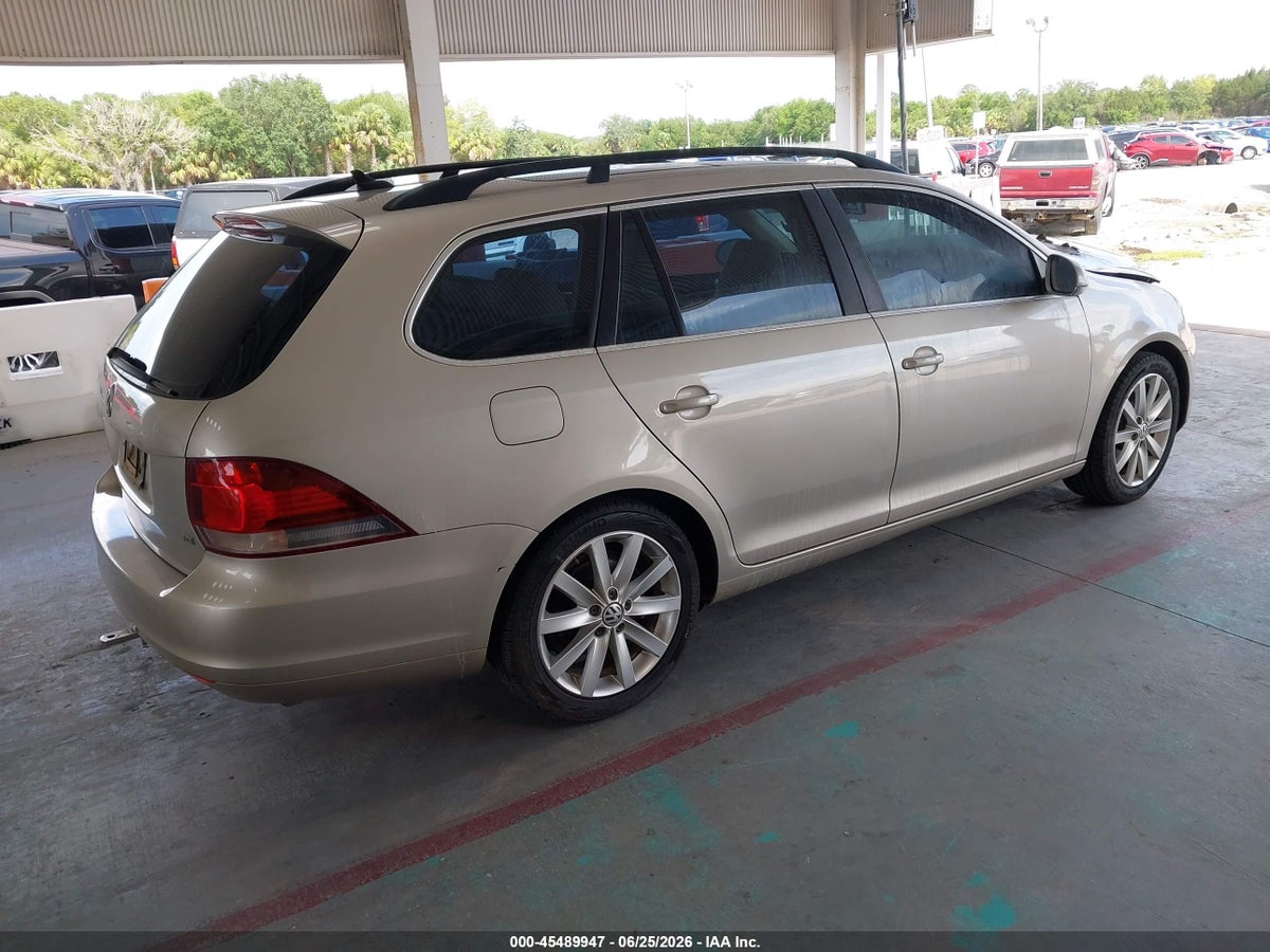 2014 VOLKSWAGEN JETTA SPORTWAGEN 2.0L TDI — снимка 4