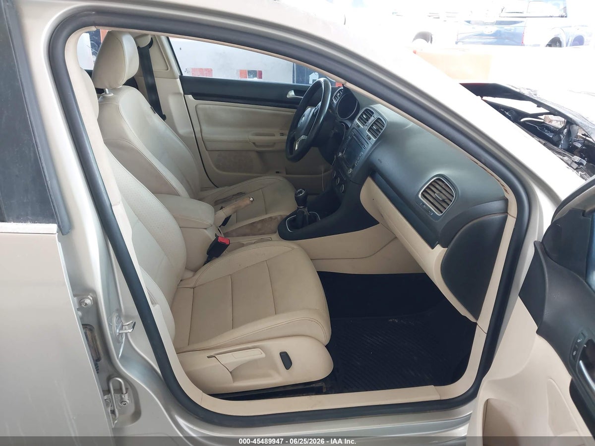 2014 VOLKSWAGEN JETTA SPORTWAGEN 2.0L TDI — снимка 5