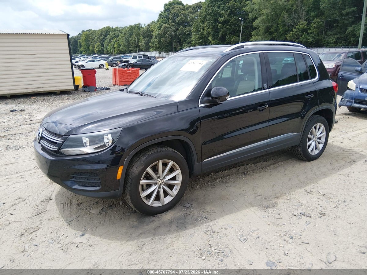 2017 VOLKSWAGEN TIGUAN 2.0T WOLFSBURG EDITION — снимка 2