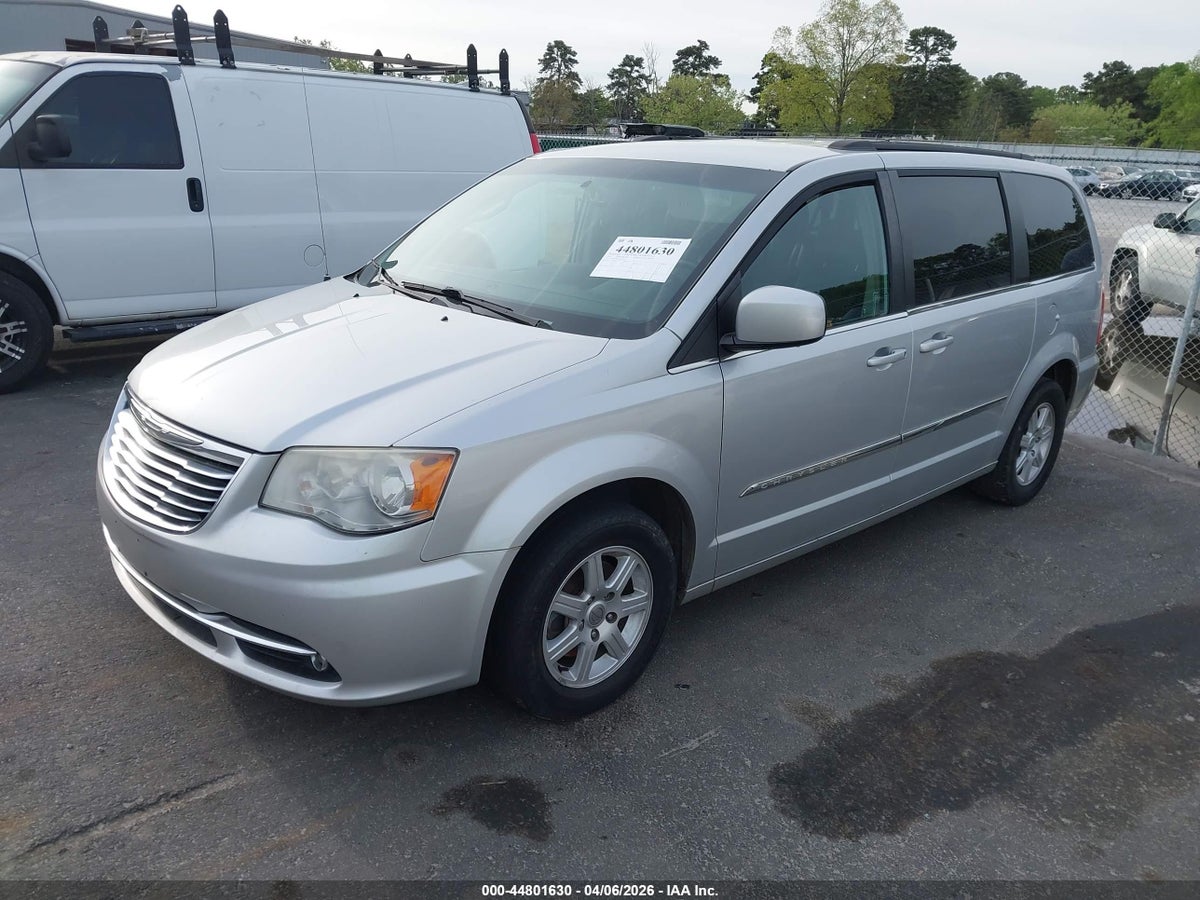 2012 CHRYSLER TOWN & COUNTRY TOURING — снимка 2