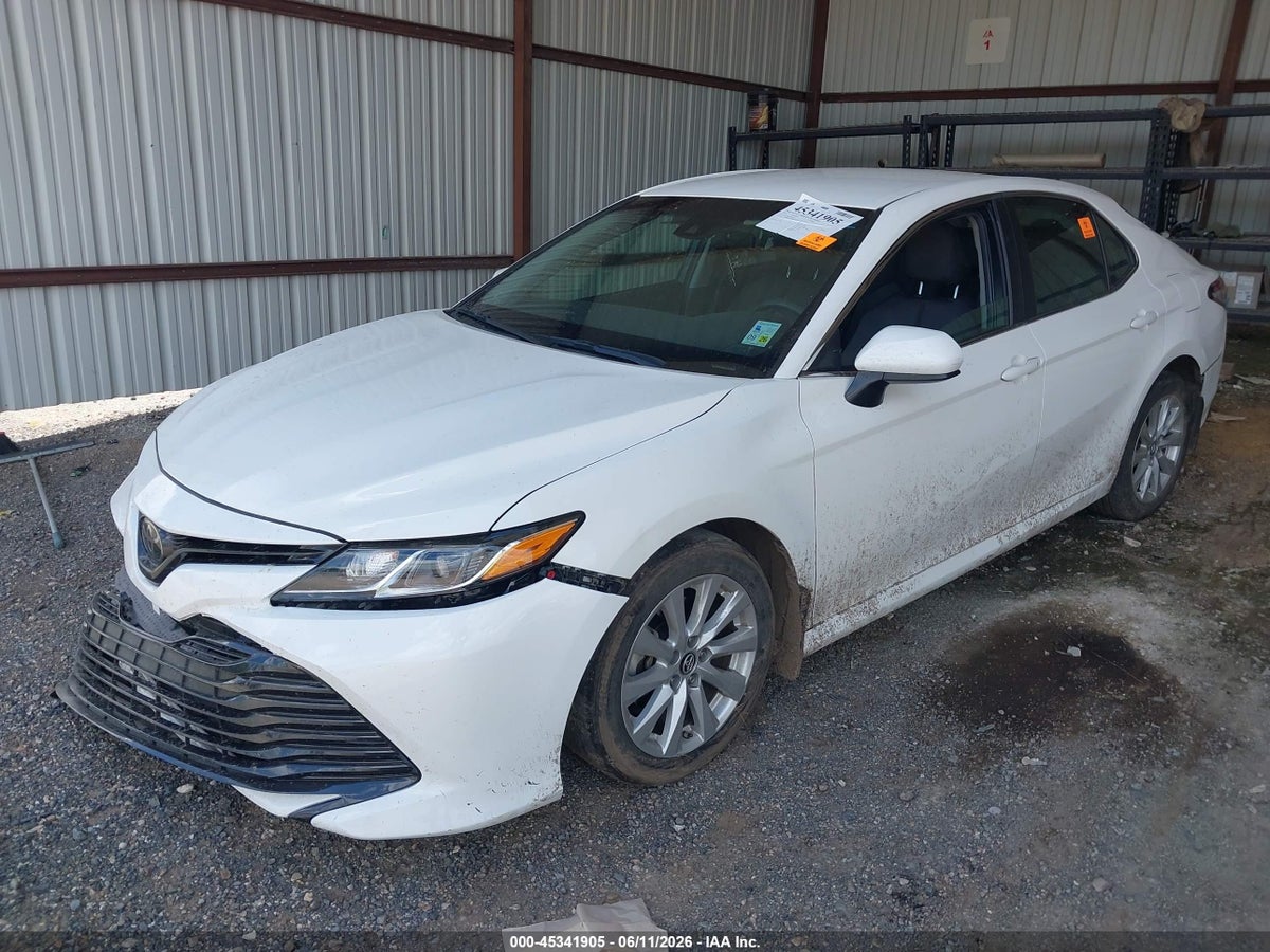 2018 TOYOTA CAMRY LE — снимка 2