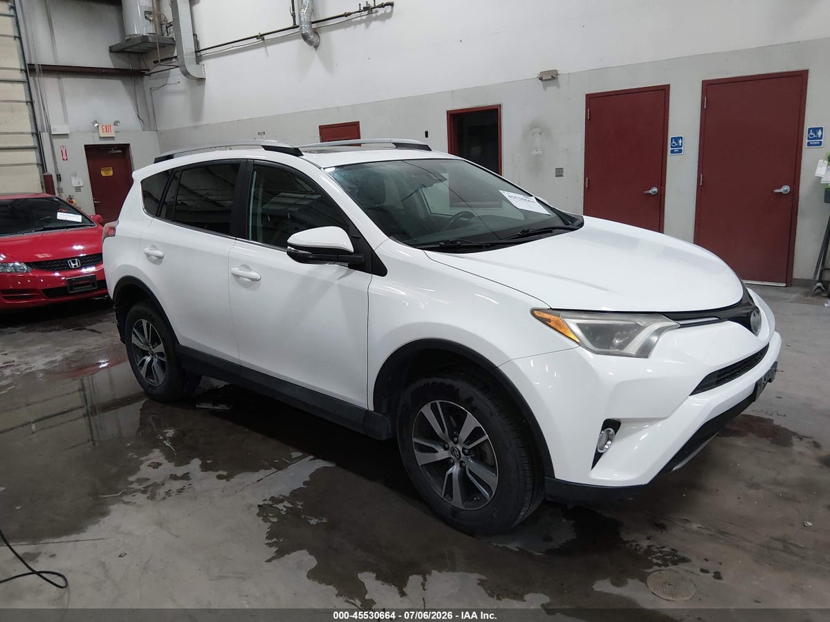 2017 TOYOTA RAV4 XLE