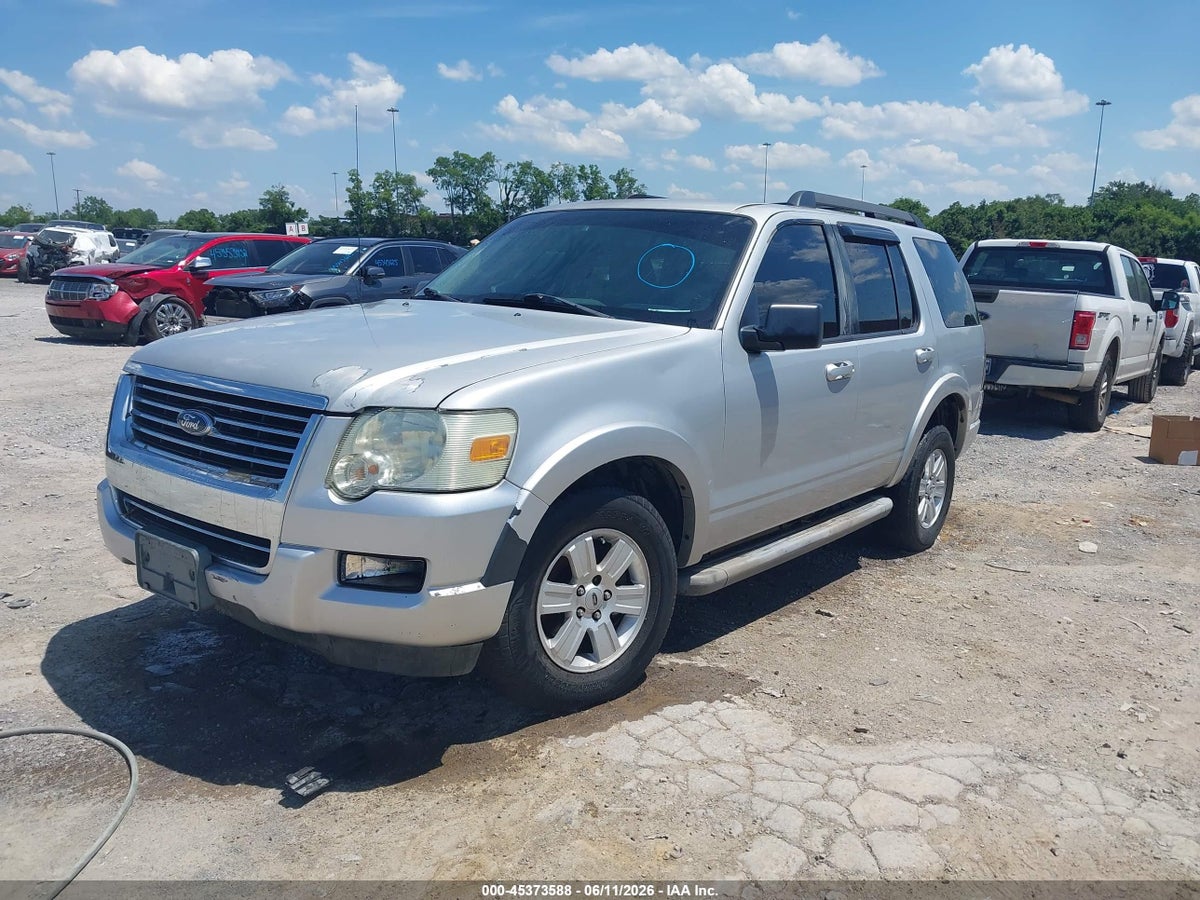 2010 FORD EXPLORER XLT — снимка 2