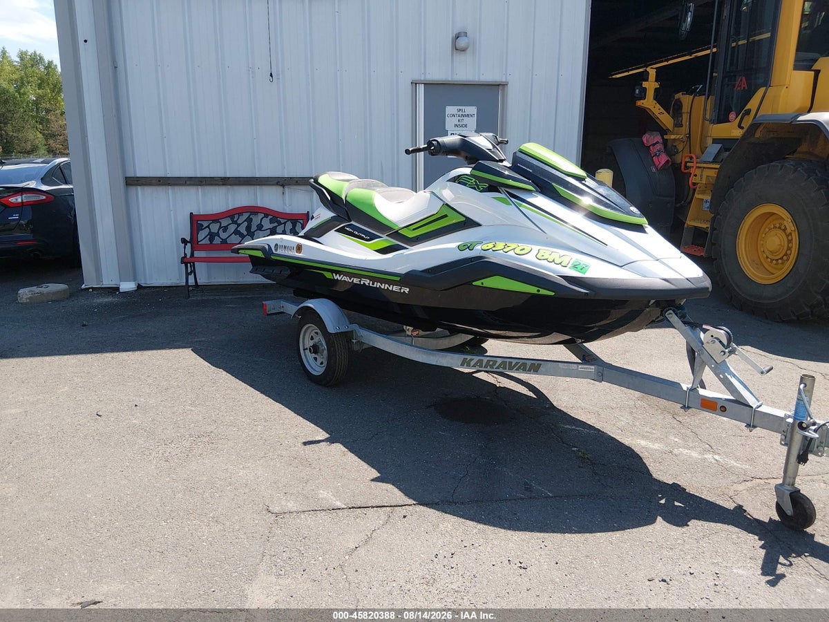 2020 YAMAHA FXHO