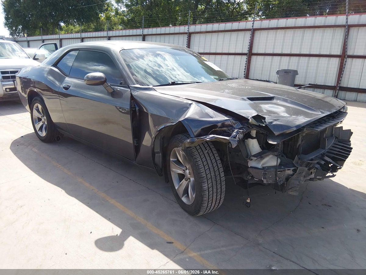 2016 DODGE CHALLENGER SXT