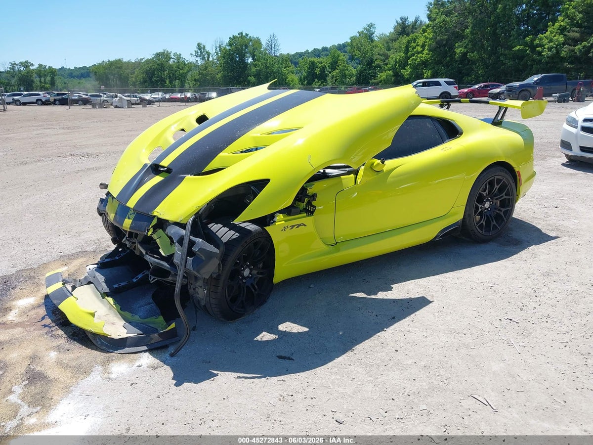 2016 DODGE VIPER GTC — снимка 2