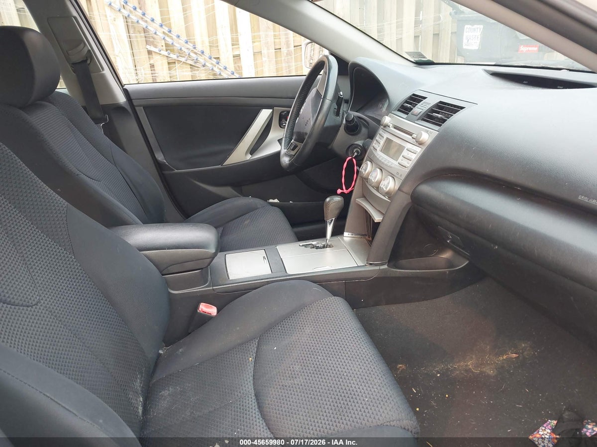 2011 TOYOTA CAMRY SE — снимка 5