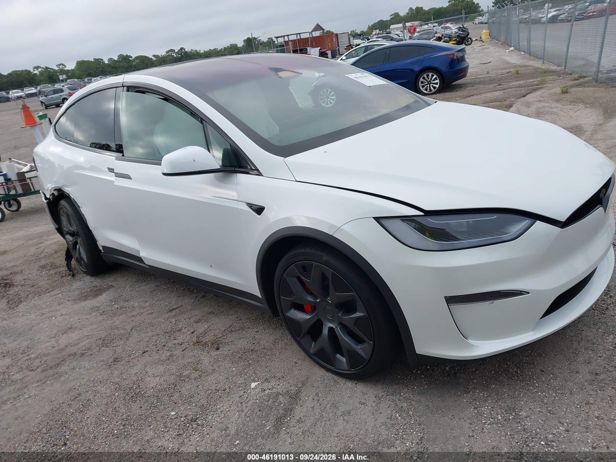 2026 TESLA MODEL X PLAID/SIGNATURE SERIES