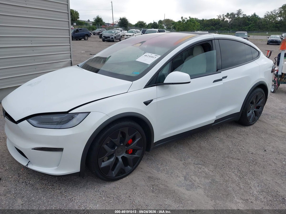 2026 TESLA MODEL X PLAID/SIGNATURE SERIES — photo 2