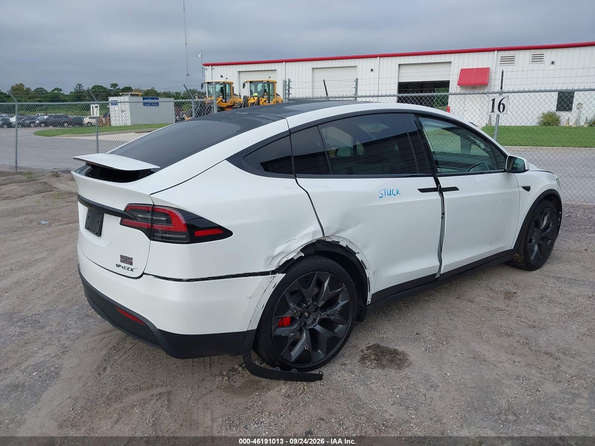 2026 TESLA MODEL X PLAID/SIGNATURE SERIES — photo 4