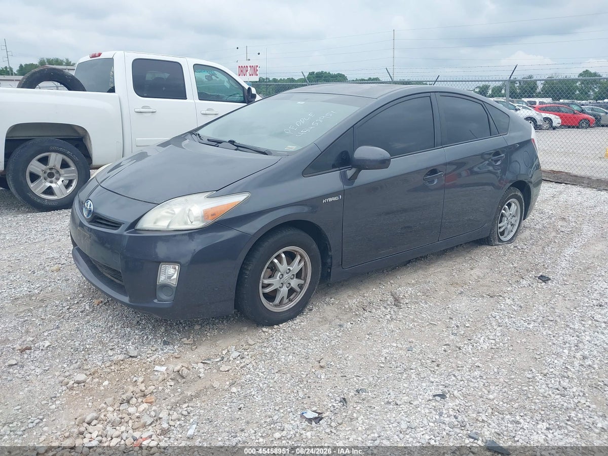 2011 TOYOTA PRIUS TWO — снимка 2