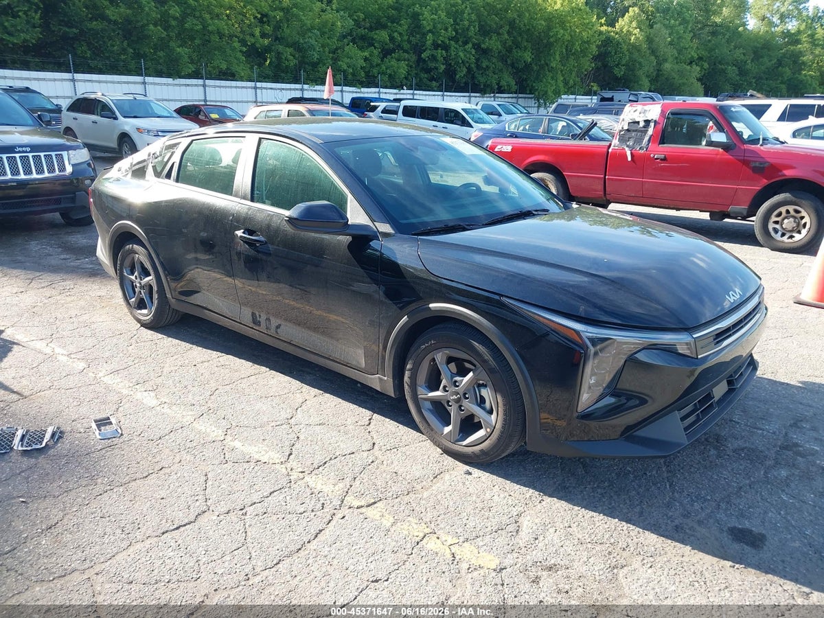 2026 KIA K4 LXS