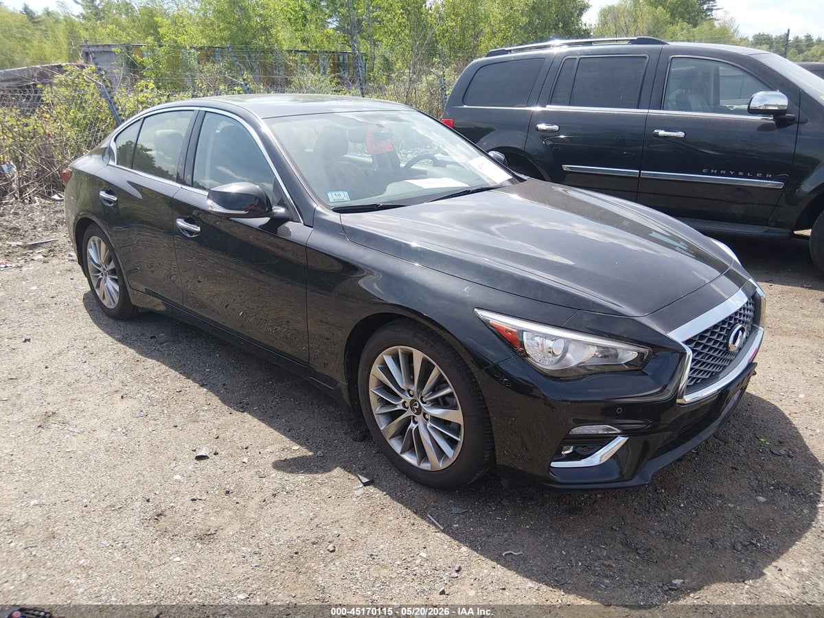 2022 INFINITI Q50 LUXE AWD