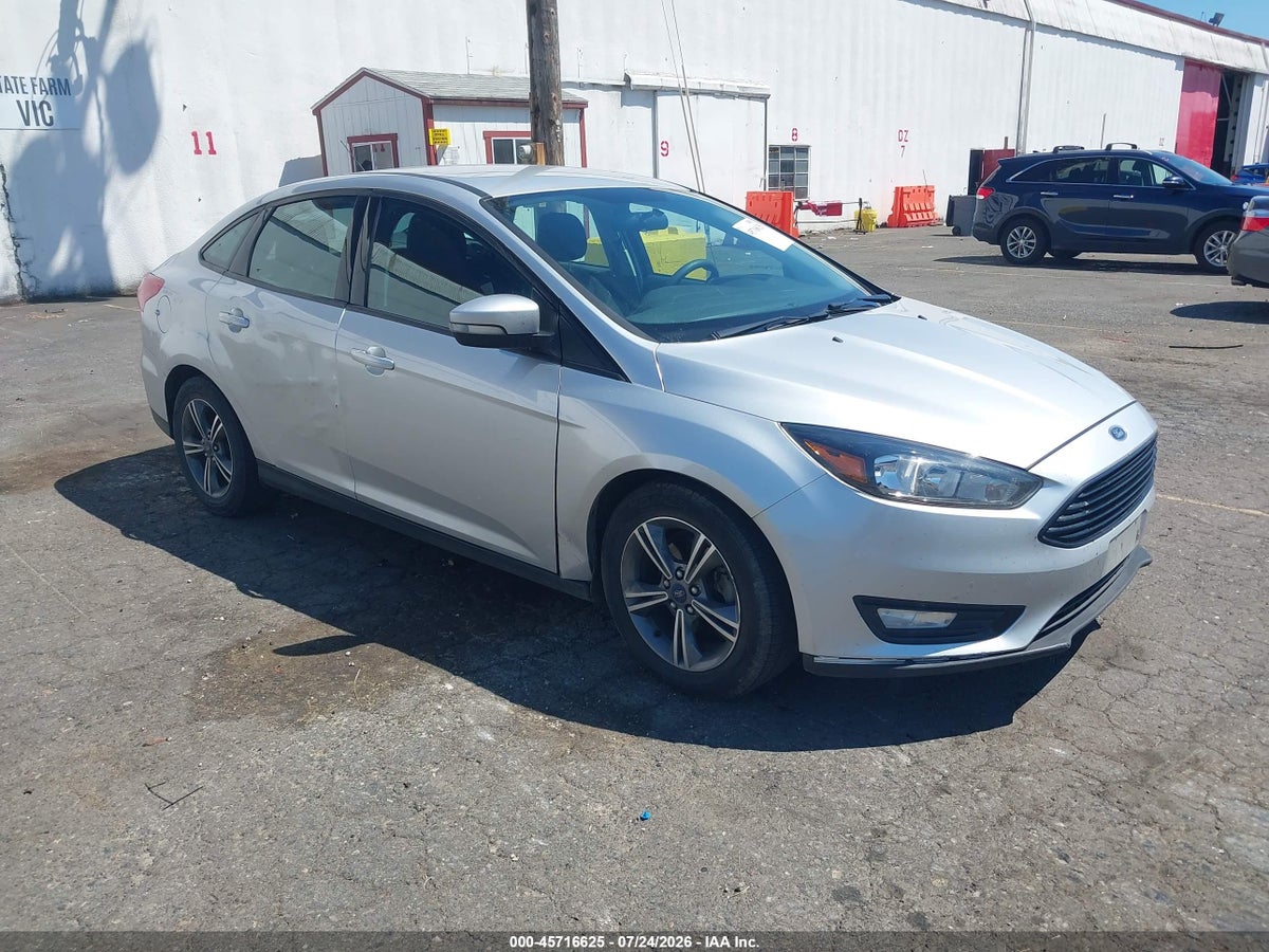 2016 FORD FOCUS SE