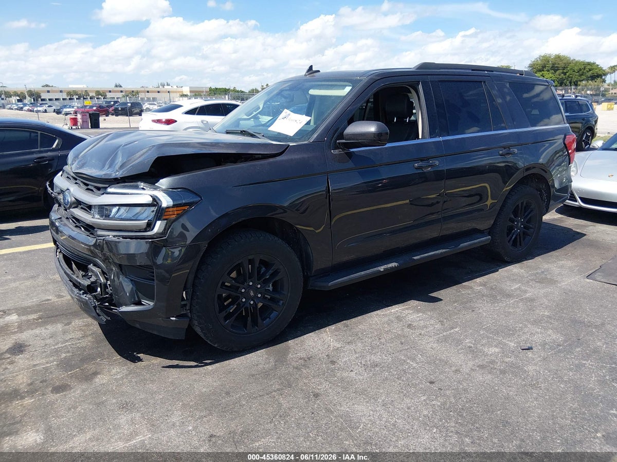 2024 FORD EXPEDITION XLT — снимка 2