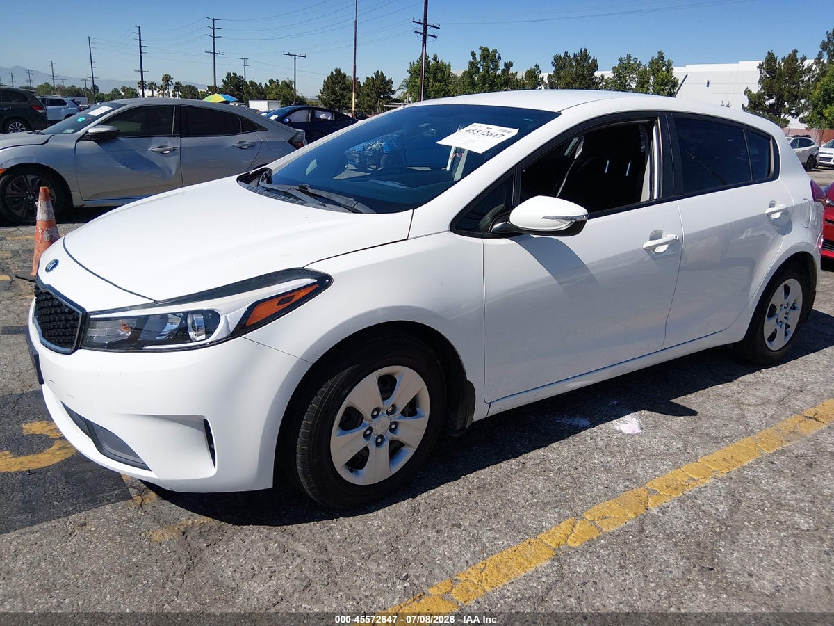 2017 KIA FORTE LX — снимка 2