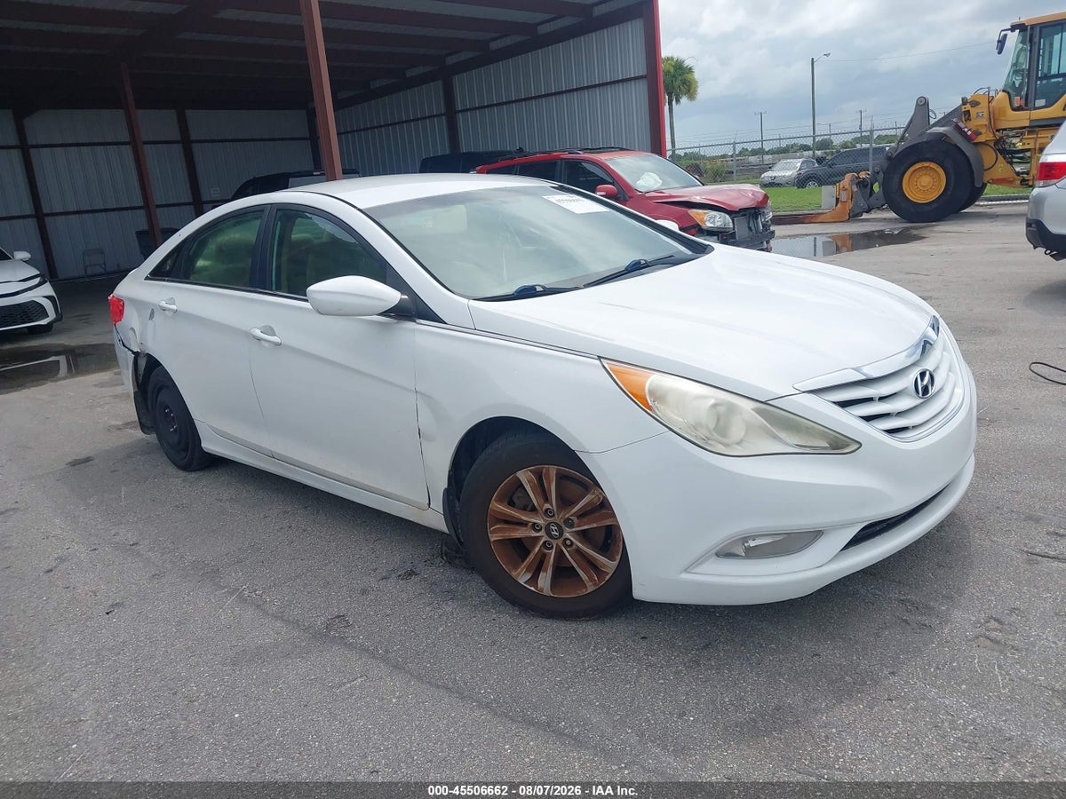 2013 HYUNDAI SONATA GLS
