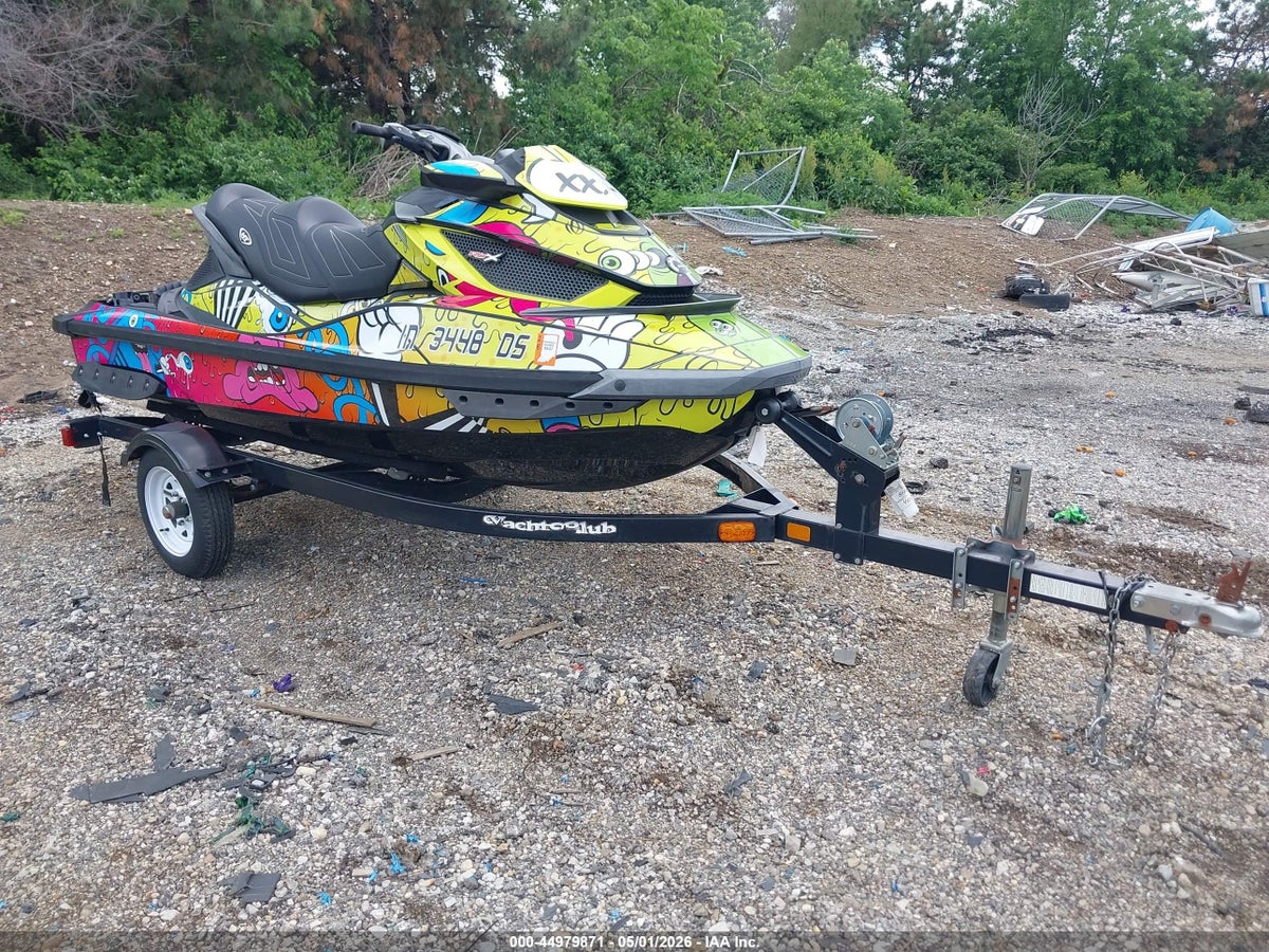 2014 BOMBARDIER SEADOO GSX